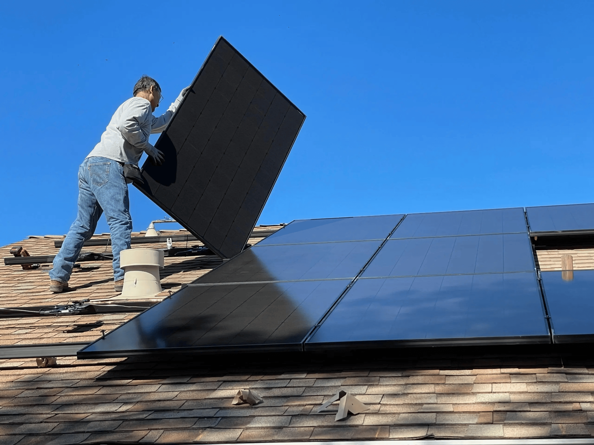 installing-roof-solar-panels