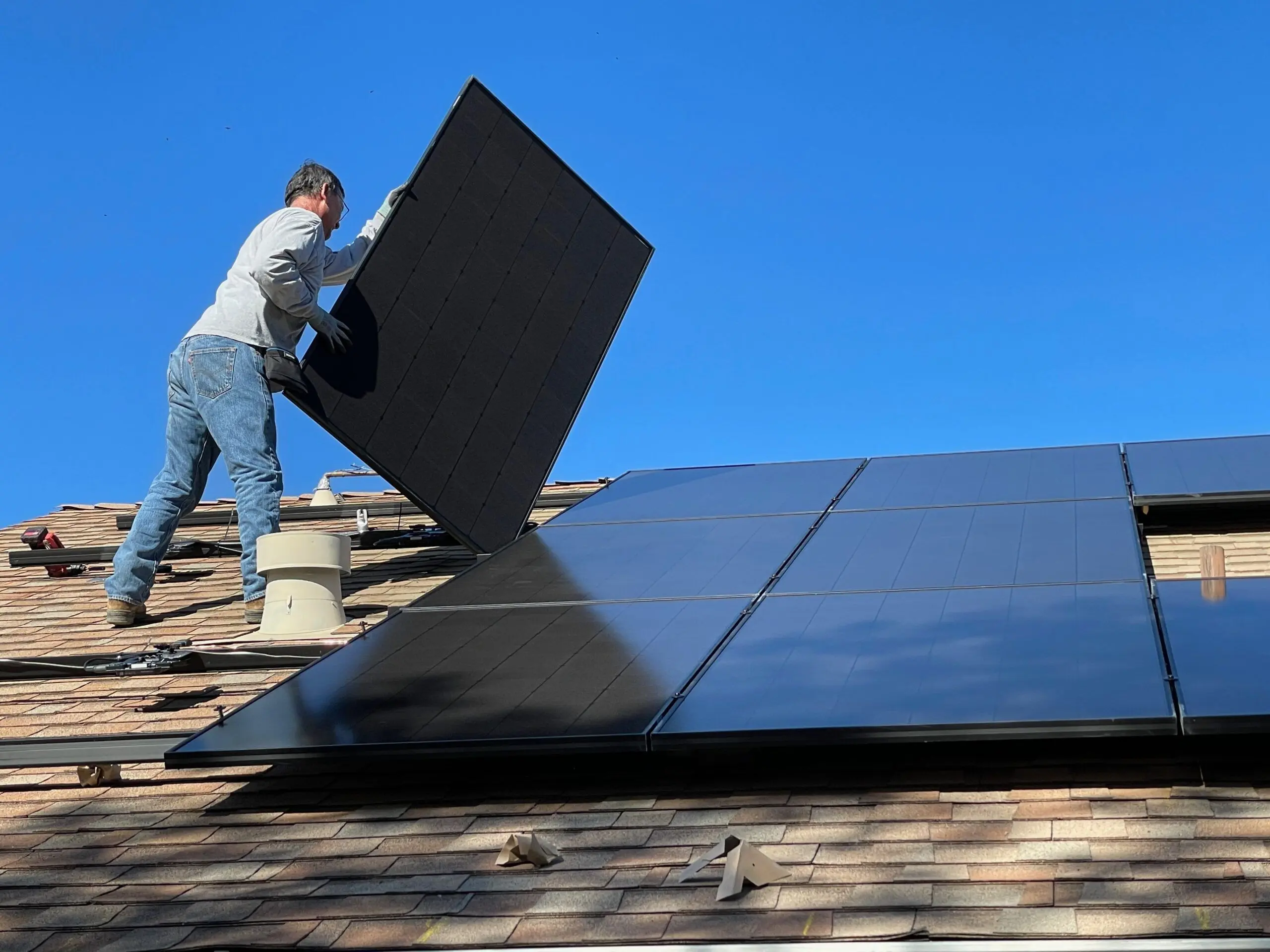 installing-roof-solar-panels